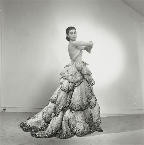 junon haute couture 1949.